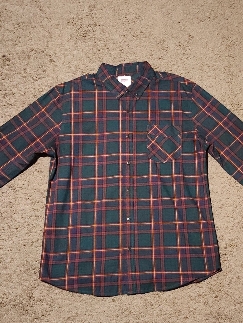 Levis Mens Green and Red Plaid Button-Up Shirt